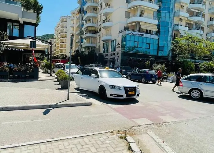 Sea View Lungomare Appartement Vlorë