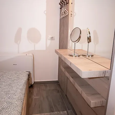 Sea View Lungomare Apartman